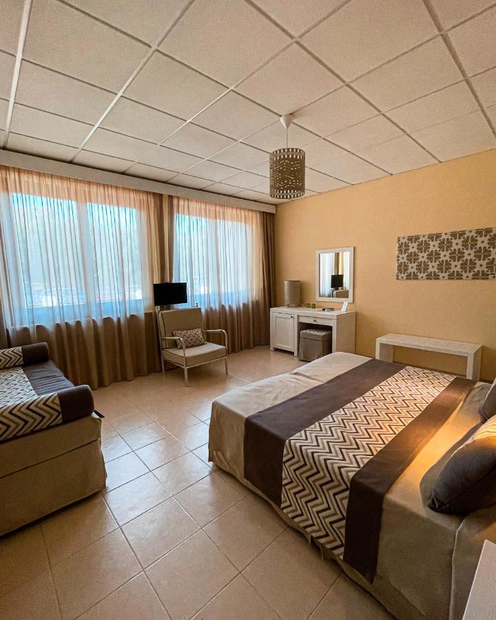 Hotel Lido Beach Phg Oristano Exteriér fotografie